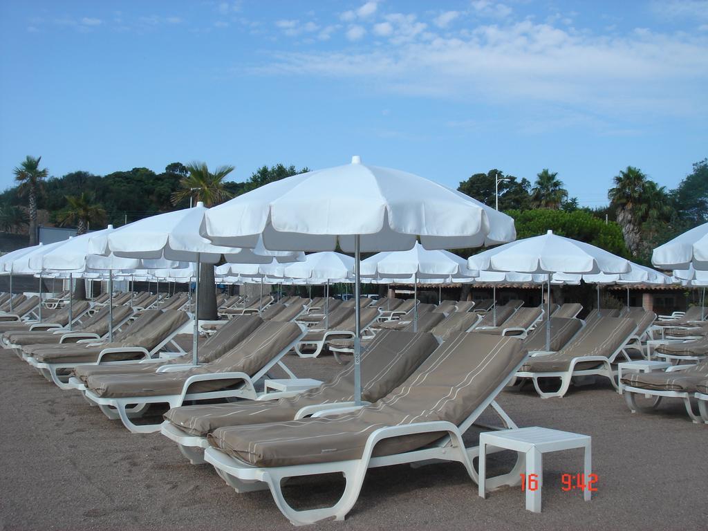 Agay Beach Hotel Saint-Raphaël Eksteriør billede