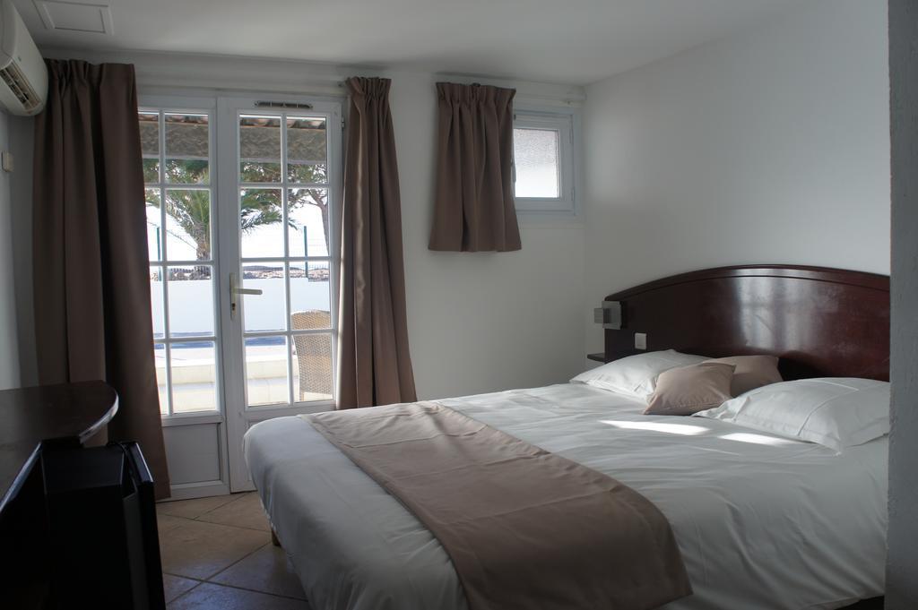 Agay Beach Hotel Saint-Raphaël Værelse billede